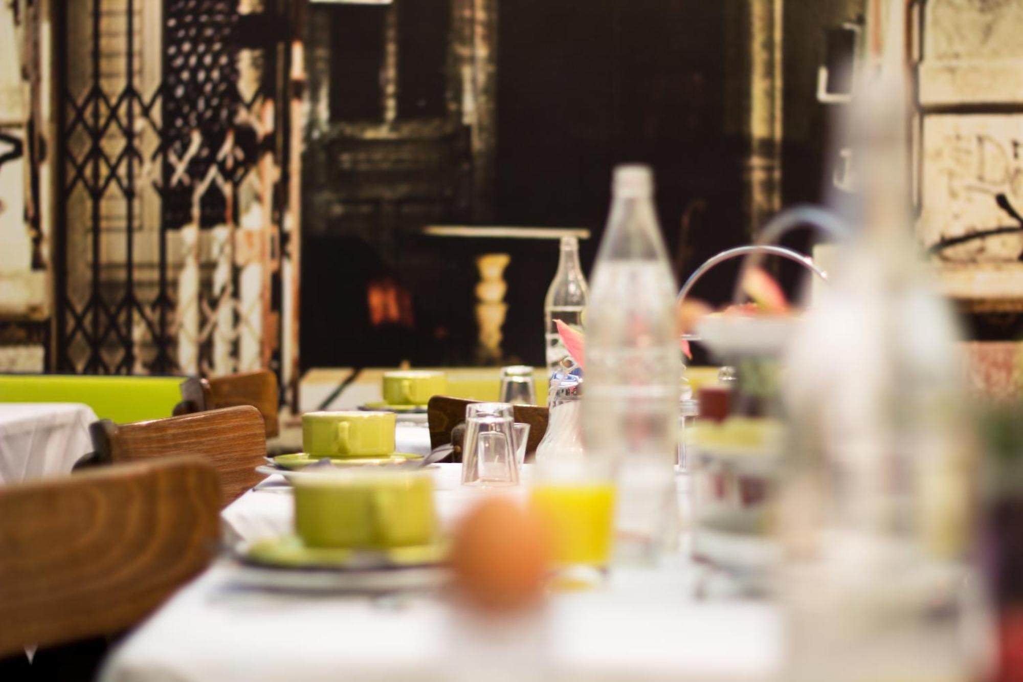 Saint Shermin Bed Breakfast & Champagne Viena Exterior foto