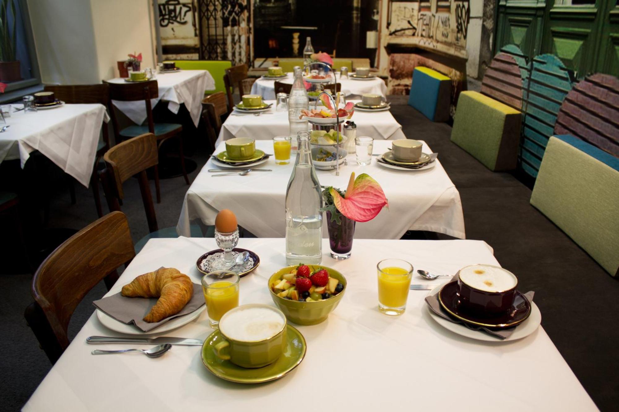 Saint Shermin Bed Breakfast & Champagne Viena Exterior foto