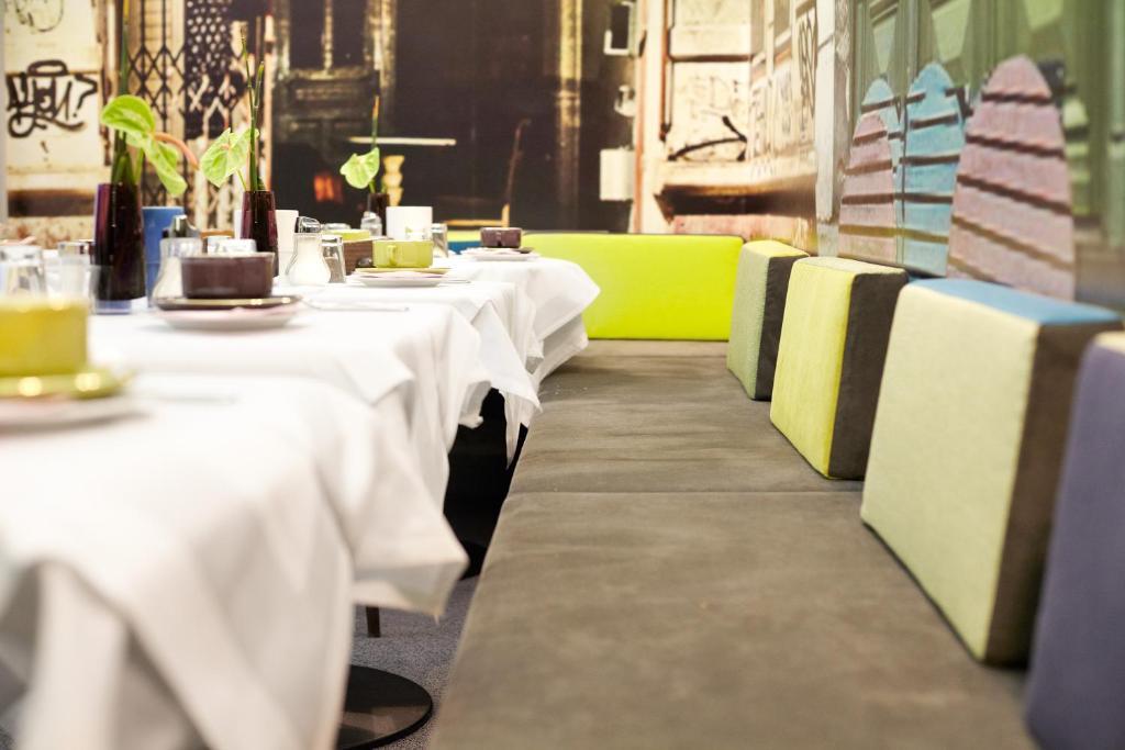 Saint Shermin Bed Breakfast & Champagne Viena Exterior foto